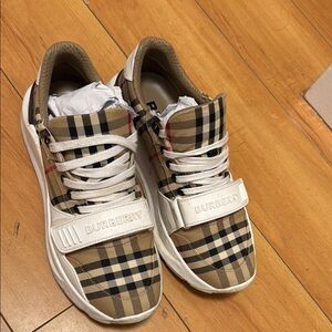 Burberry Check Sneakers